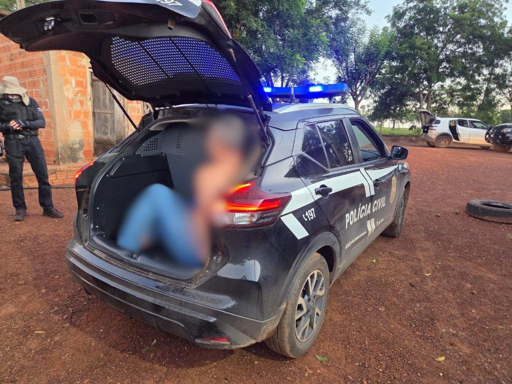 Polícia prende "especialista" em remarcar gado furtado; prejuízo passa de R$ 200 mil