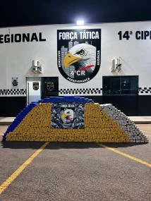 Força Tática apreende 1,3 tonelada de maconha em casa após suspeito fugir em Rondonópolis